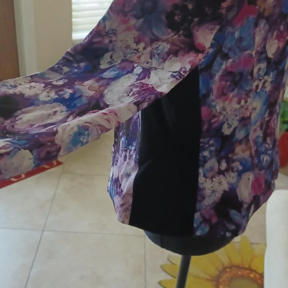 Cache Jacket - Picture 10 of 10